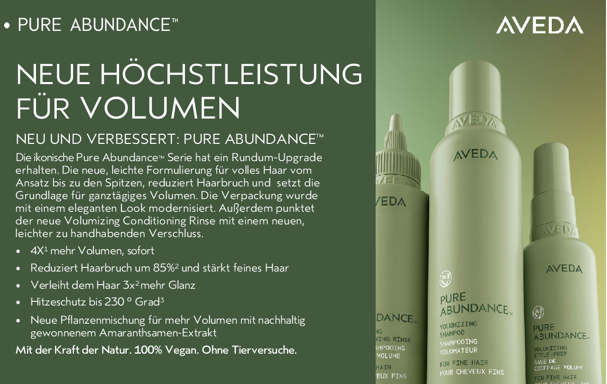 Aveda-Haarpflegeprodukte vor hellem Hintergrund. Das Set enthält ein Kopfhaut-Revitalisierendes Spray, eine verdickende Spülung und ein Peeling-Shampoo. Die Verpackung besteht aus schwarzen Flaschen, rechts befindet sich eine grün-violette Geschenkbox mit Blattmotiven.